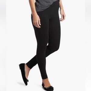 Hue Women's Ultra Cotton Leggings | Wide Waistband || Solid Black Fleece Lined